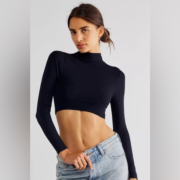 FREE PEOPLE Super Crop Seamless Turtleneck - Picture 1 of 3